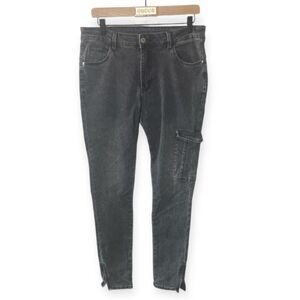 BK JEANS black wash denim jeans cargo pocket zip hem // fits like L tag reads 2X